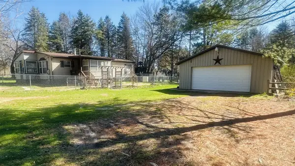 795 34th, Allegan, MI 49010