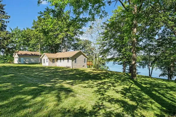14516 Lilly Lake, Jones, MI 49061