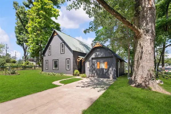 24948 Lake Shore, Dowagiac, MI 49047