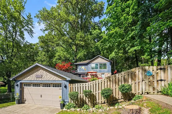 11230 Lakeshore, Three Rivers, MI 49093