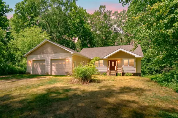 56200 California, Dowagiac, MI 49047