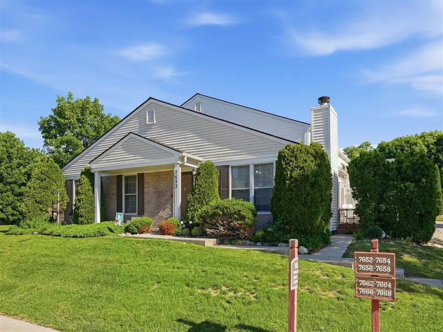 7652 Woodview, Waterford, MI 48327 - #2