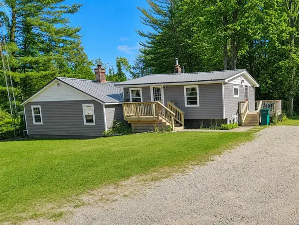 3119 W Maple Grove, Farwell, MI 48622