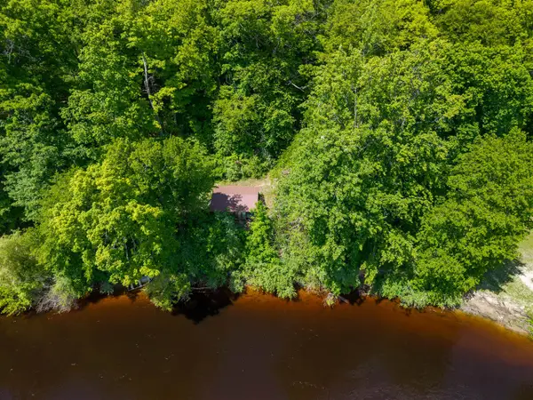 866 W 90th, Newaygo, MI 49337