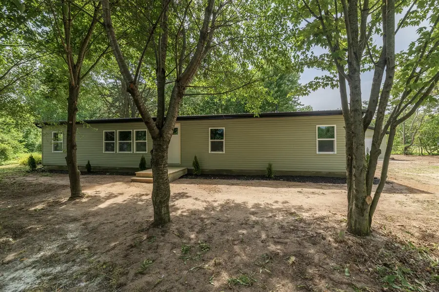 205 Knott, Niles, MI 49120 - #2