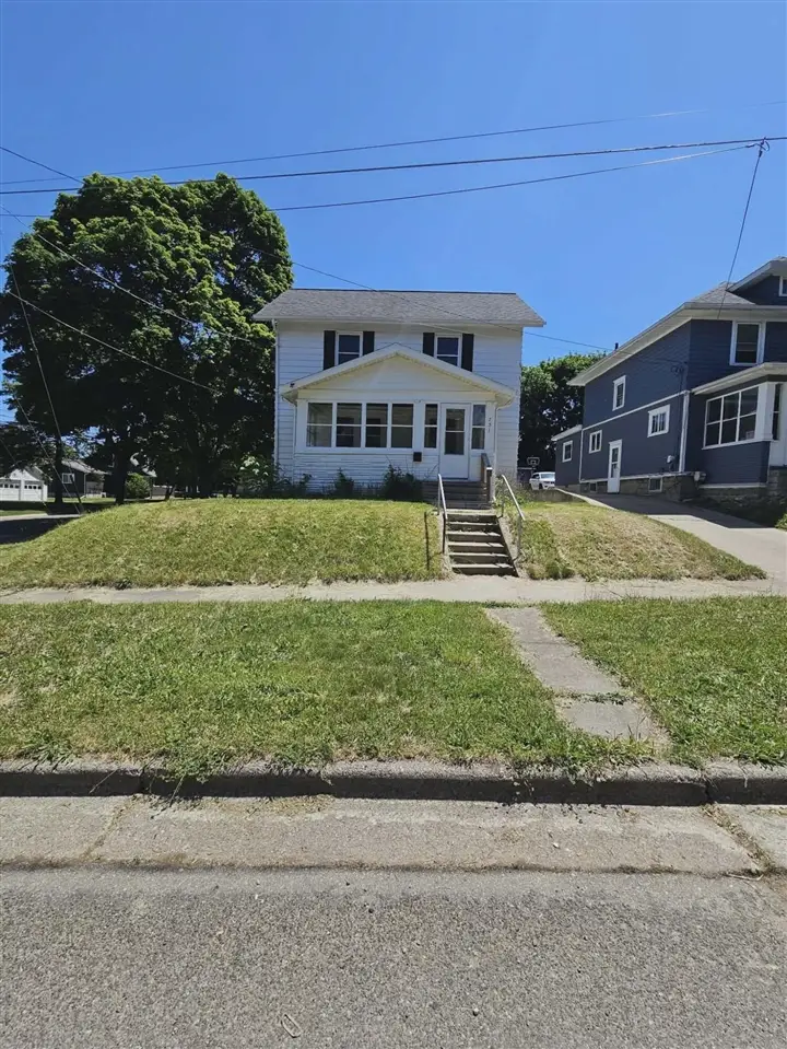 751 N East, Jackson, MI 49202 - #2