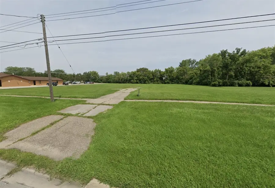 3500 Shattuck, Saginaw, MI 48603 - #3