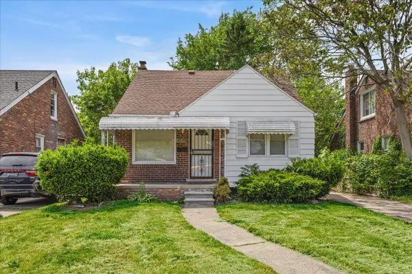 19549 Barlow, Detroit, MI 48205