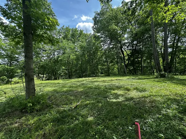 S Norris, Delton, MI 49046