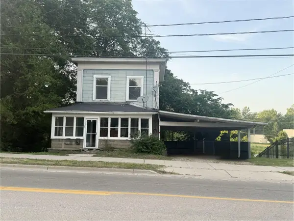 226 Monroe, Allegan, MI 49010