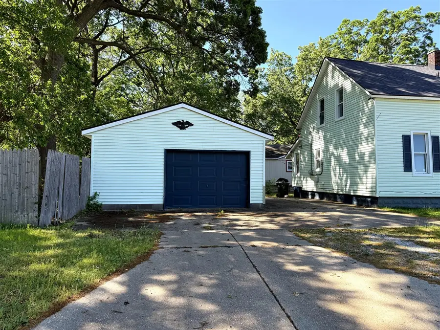 1872 Commerce, Muskegon, MI 49441 - #2