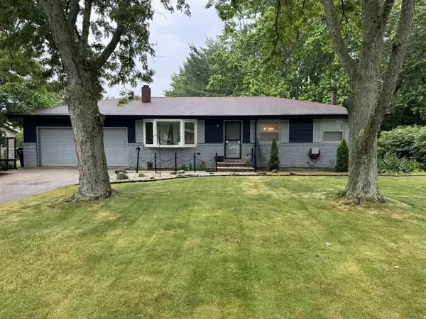 4018 Woodland, Saint Joseph, MI 49085