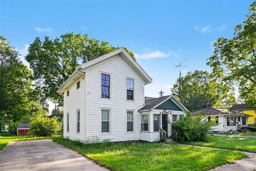 307 E State, Vicksburg, MI 49097 - #2