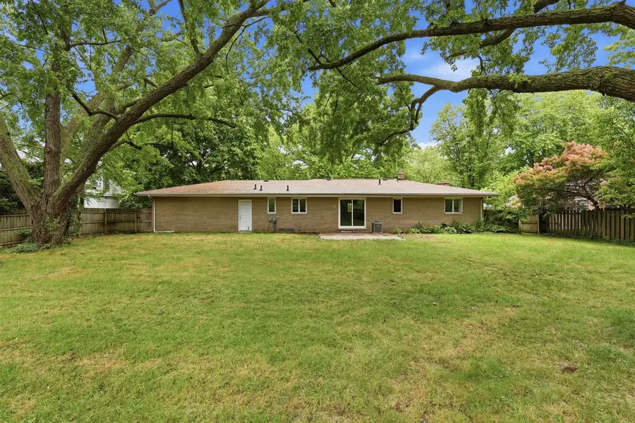 672 Jakway, Benton Harbor, MI 49022 - #3