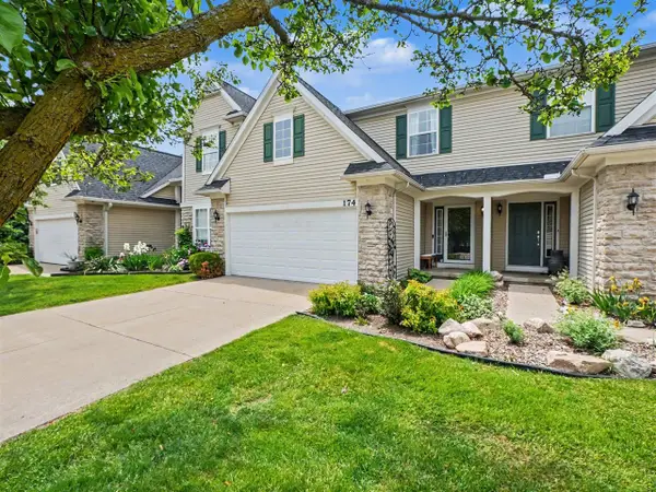 174 Burwyck Park, Saline, MI 48176