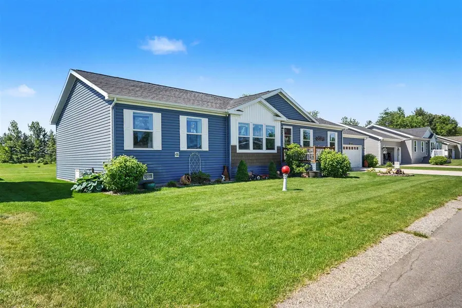 3676 Hollyfield, Cedar Springs, MI 49319 - #2