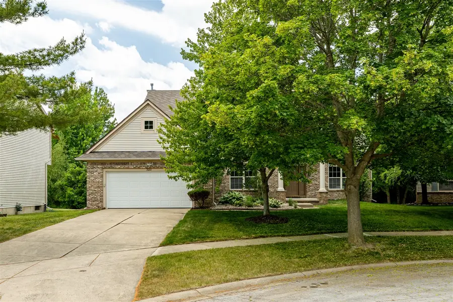 3211 Foxway, Ann Arbor, MI 48105 - #3
