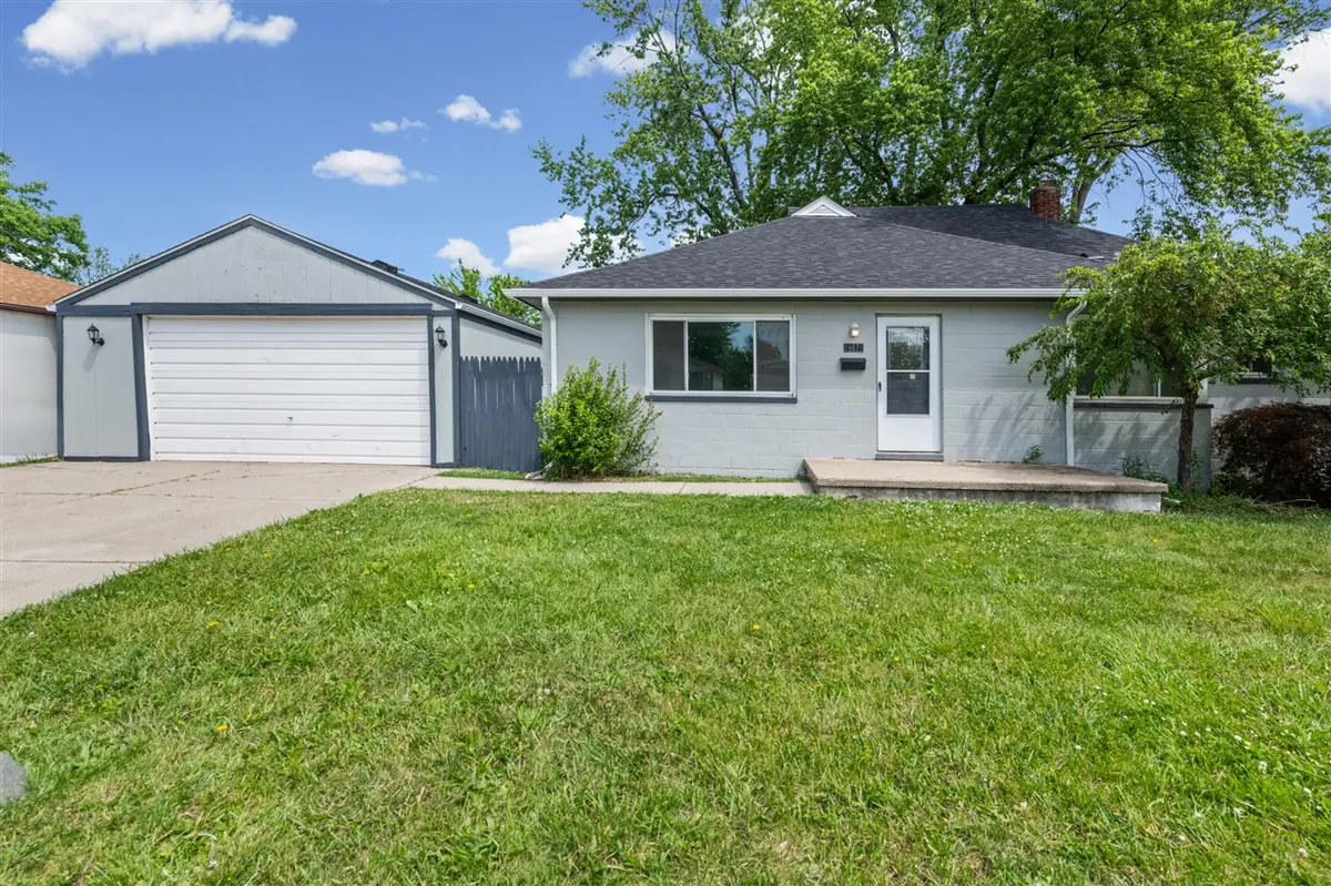 19071 Melvin, Roseville, MI 48066 - #1