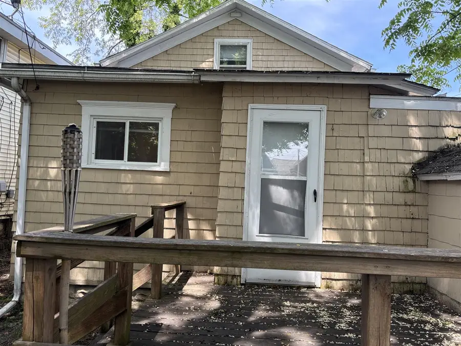 411 Court, Saint Joseph, MI 49085 - #2
