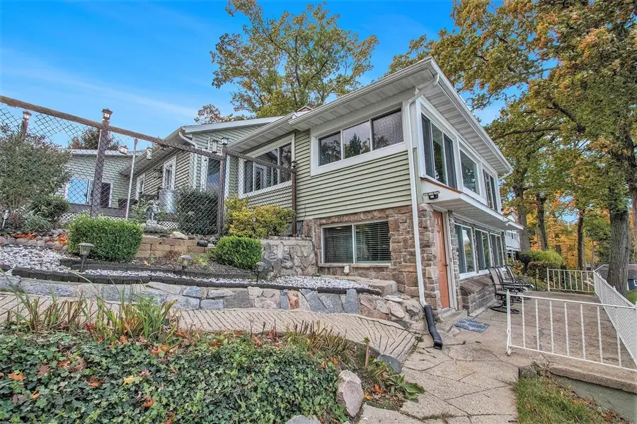 33766 Forest Beach, Eau Claire, MI 49111 - #2