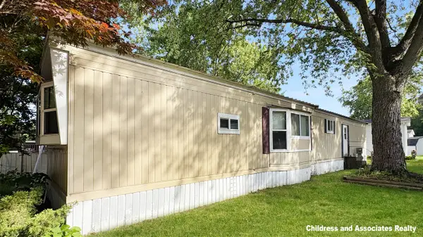 360 N Sword, Grand Rapids, MI 49548
