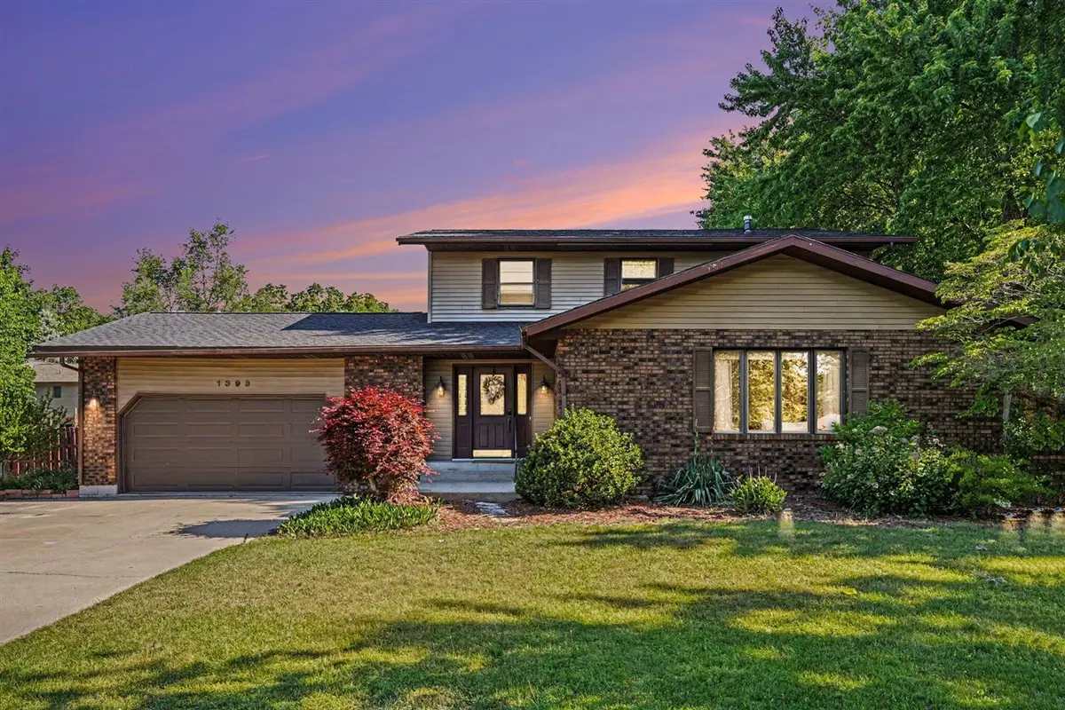 1393 Desmond, Saint Joseph, MI 49085 - #1