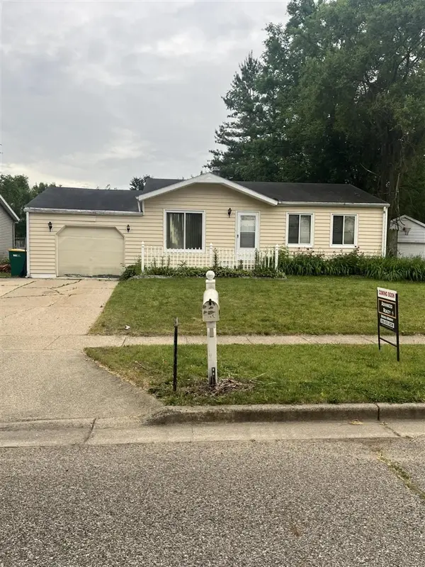 4612 Hanover, Portage, MI 49002