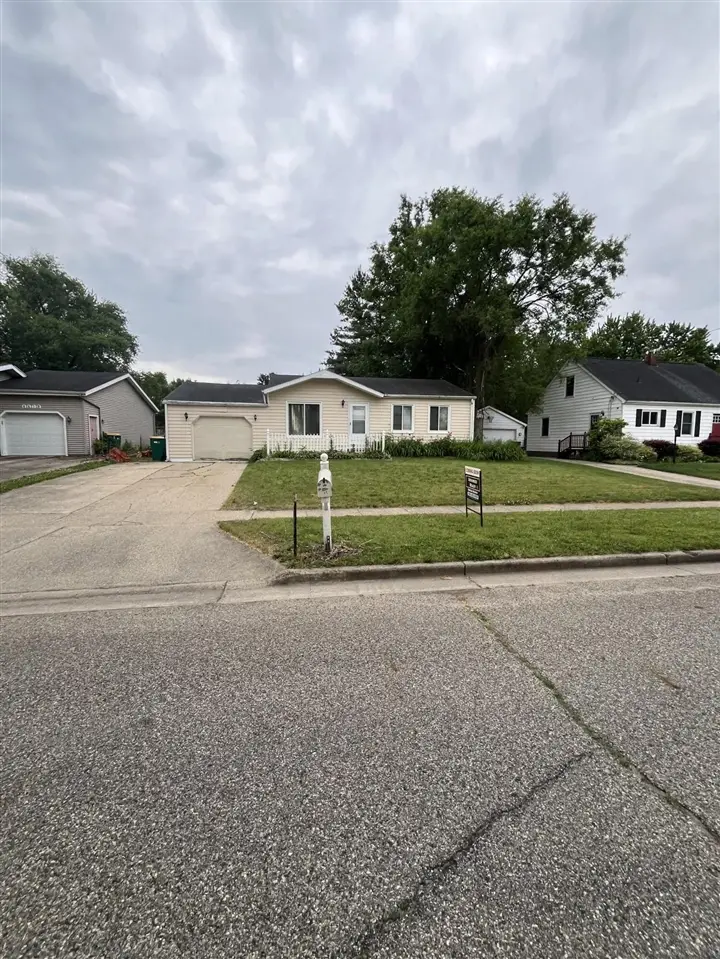 4612 Hanover, Portage, MI 49002 - #2