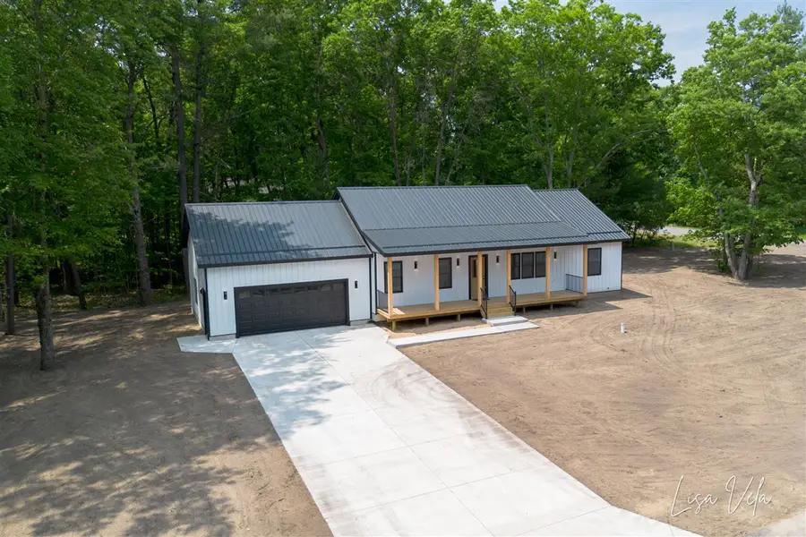 5527 E Samantha, Twin Lake, MI 49457 - #3