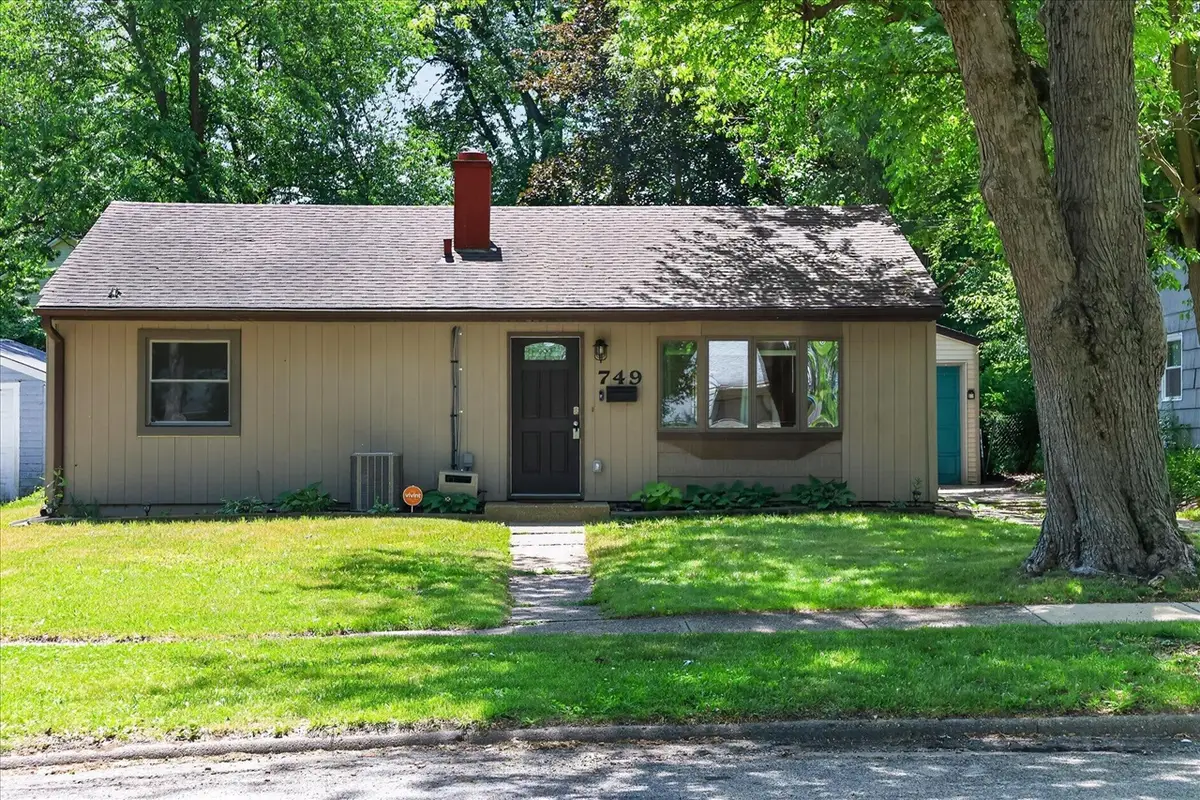 749 Denway, Kalamazoo, MI 49008 - #1