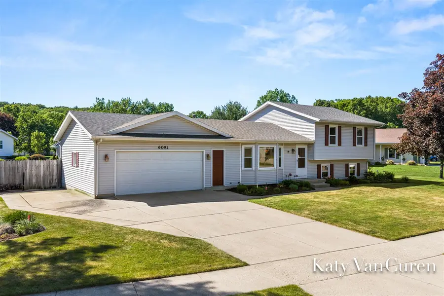 6091 Rogue River Meadows, Belmont, MI 49306 - #3