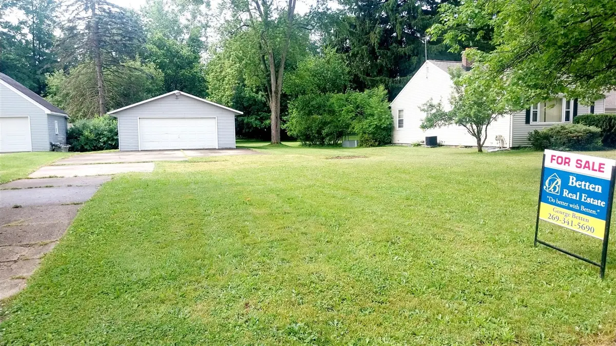 924 Parchmount, Kalamazoo, MI 49004 - #1