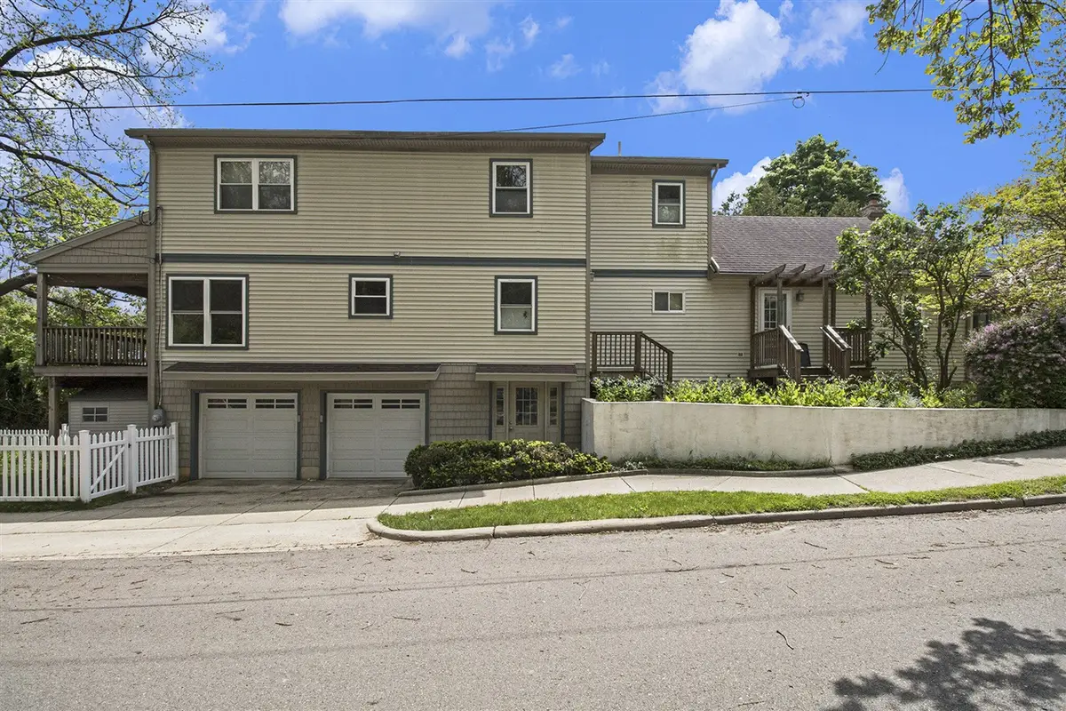 916 Brooks, Ann Arbor, MI 48103 - #1