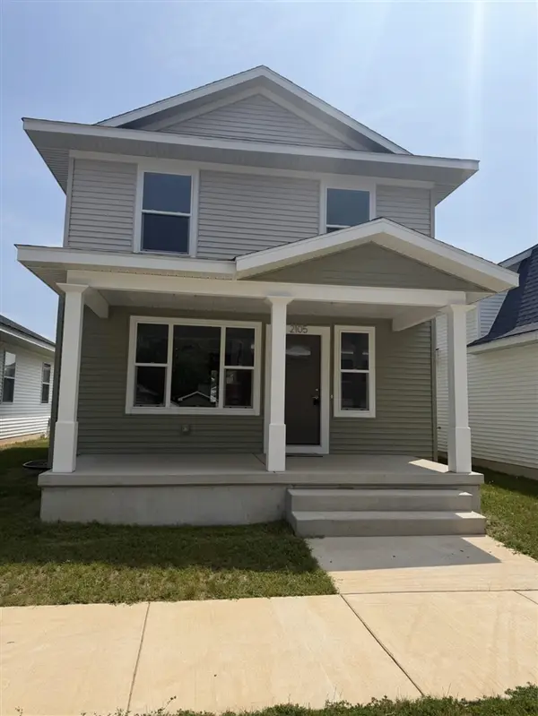 2105 Willard, Grand Rapids, MI 49507