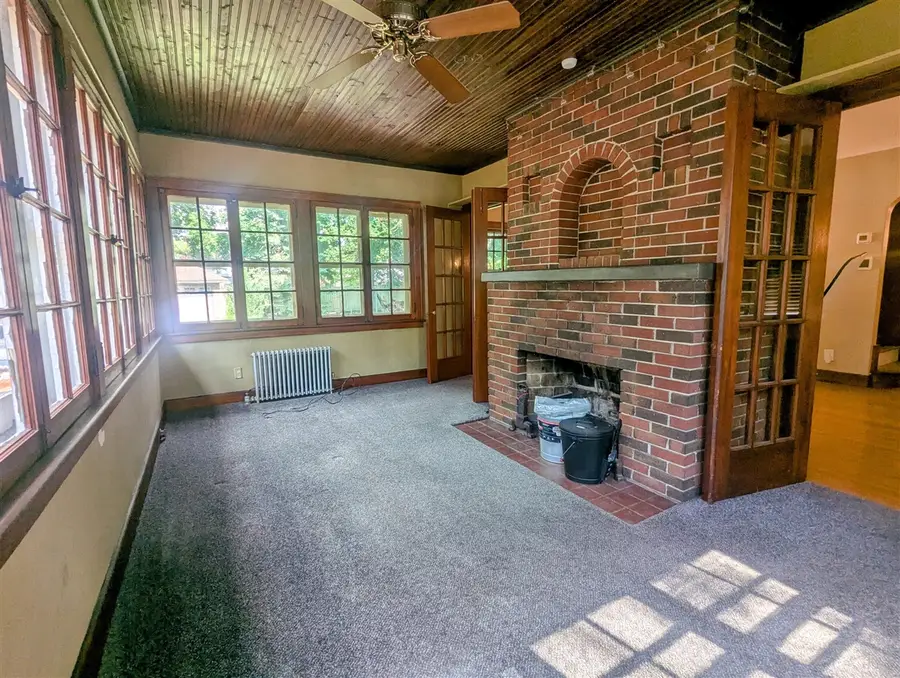 115 S Higby, Jackson, MI 49203 - #3