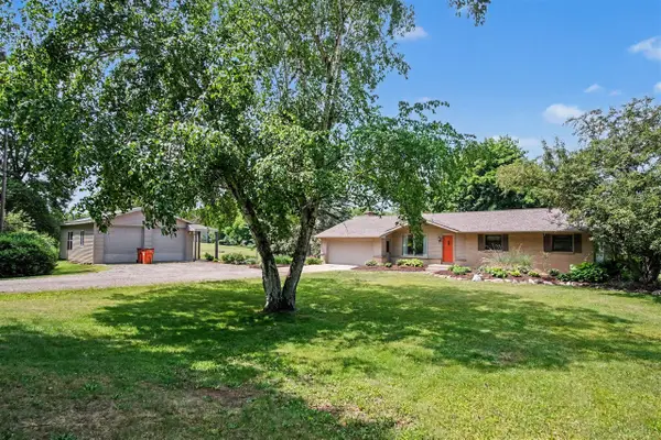 9941 Courtland, Rockford, MI 49341