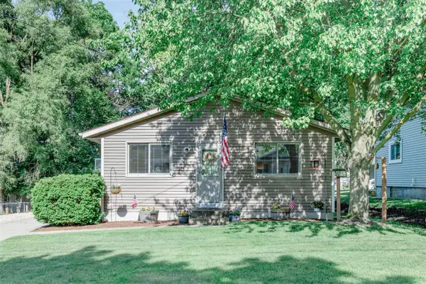 1012 Calvary, Grand Rapids, MI 49504