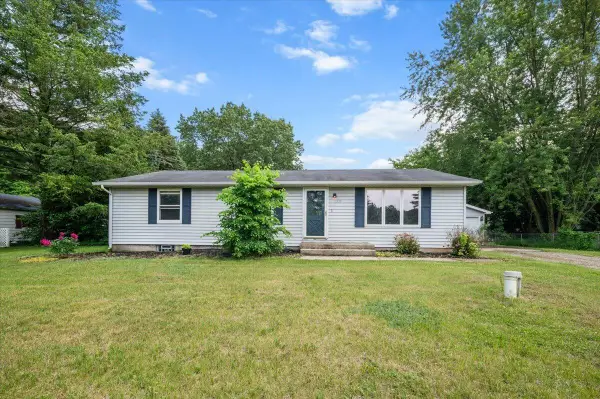 7218 11 Mile, Rockford, MI 49341