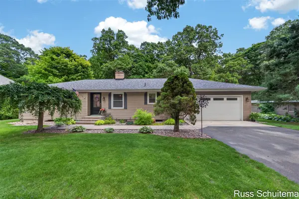 18270 N Fruitport, Spring Lake, MI 49456