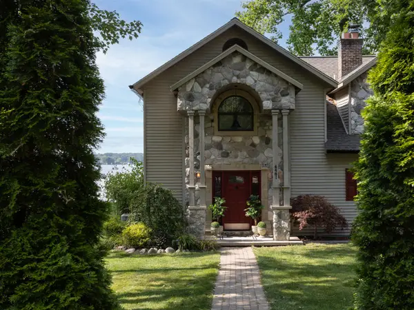 4461 Cordley Lake, Pinckney, MI 48169