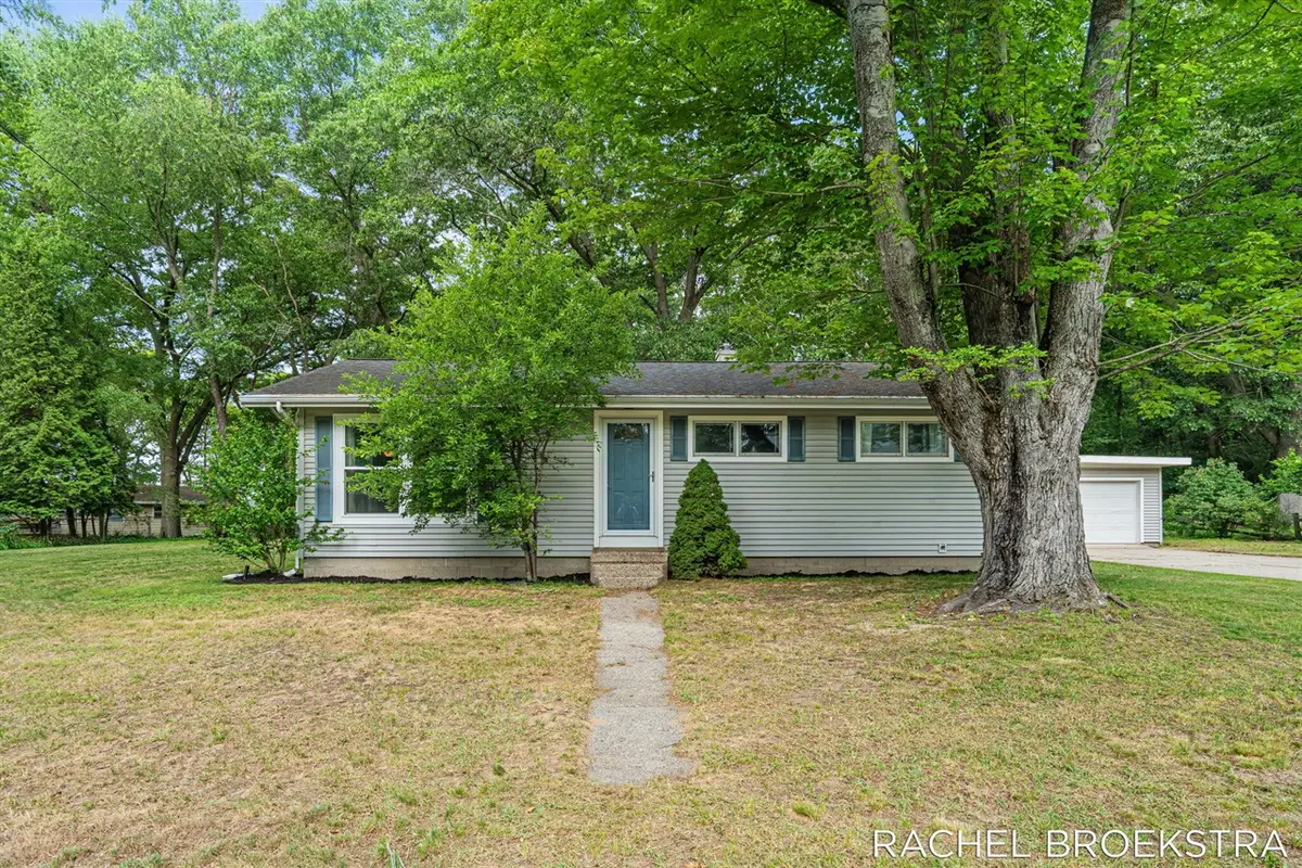15703 Vineyard, Spring Lake, MI 49456 - #1
