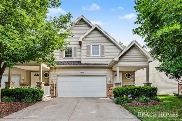 3079 Ledgestone, Grand Rapids, MI 49525
