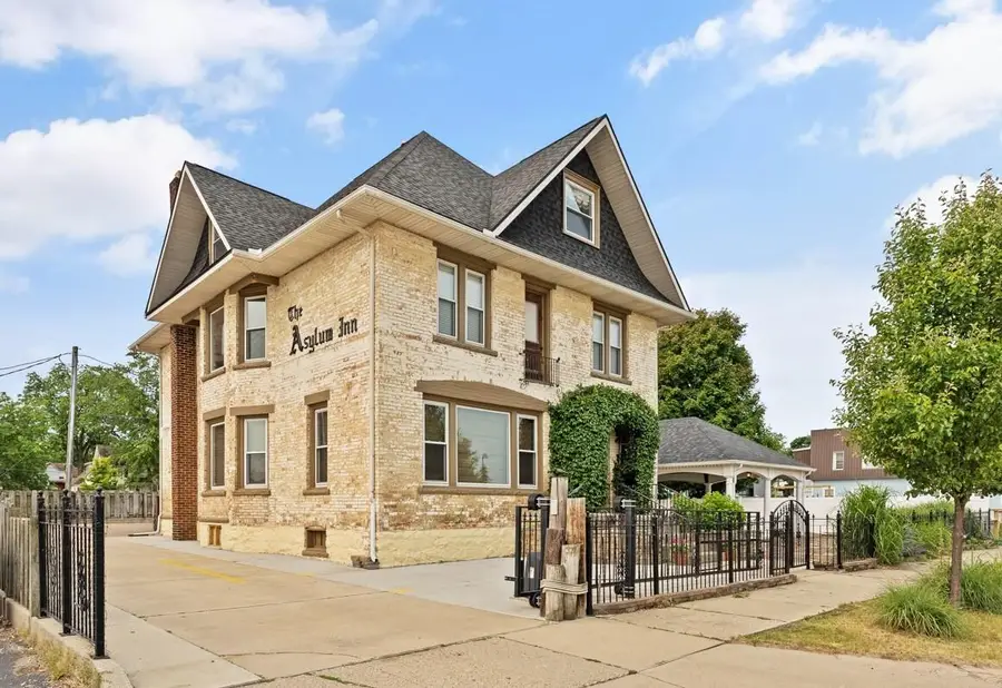 424 Huron, South Haven, MI 49090 - #3
