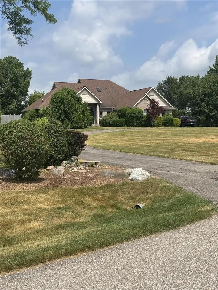 9216 Mirage Lake, Milan, MI 48160 - #2