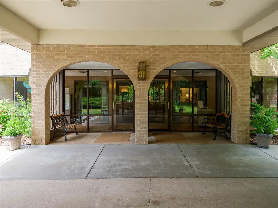 4040 Greenleaf #409, Kalamazoo, MI 49008 - #3