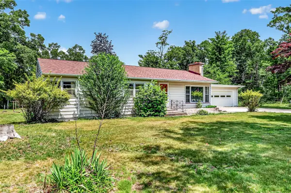 4214 W White Lake, Whitehall, MI 49461