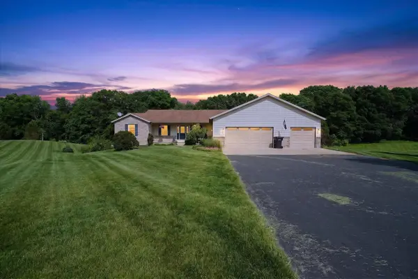 9546 Plow Point, Alto, MI 49302