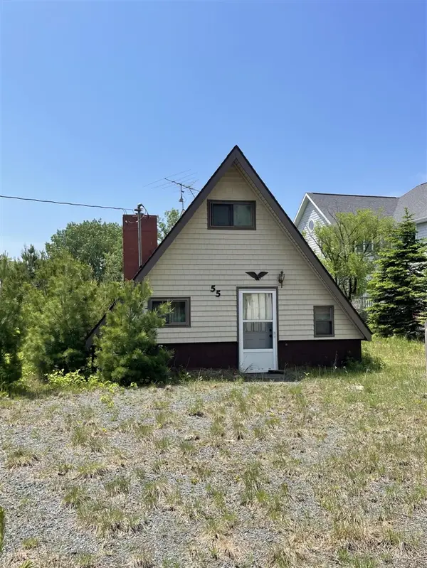 55 S Lighthouse, Mears, MI 49436