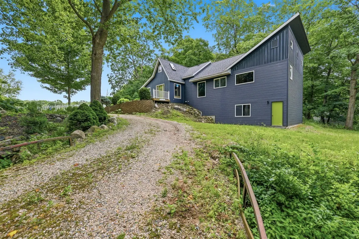 1372 Cramton, Ada, MI 49301 - #1