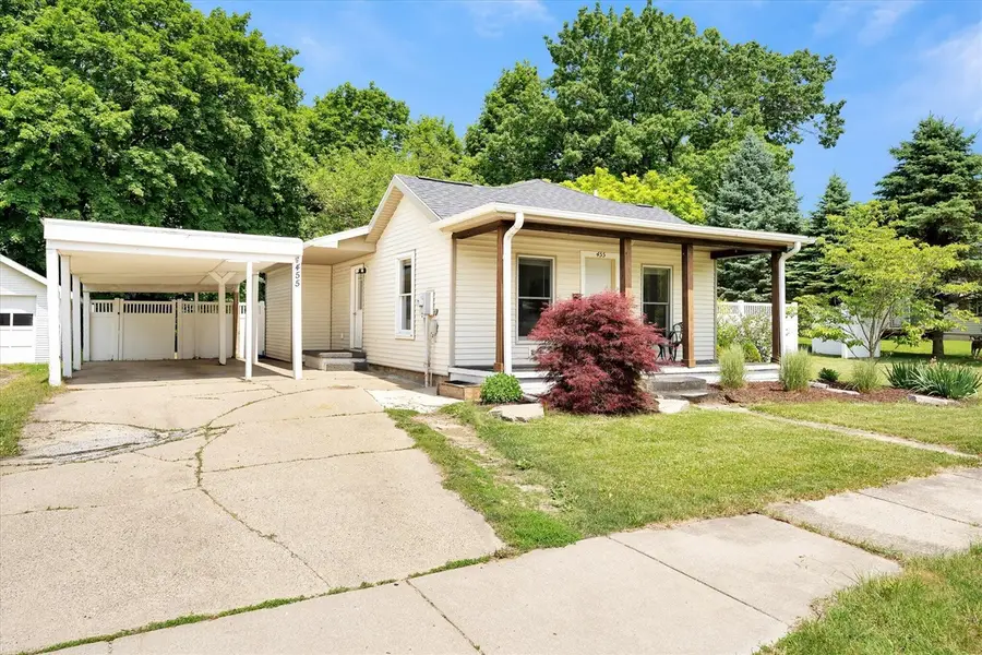 455 Divine, Portland, MI 48875 - #2